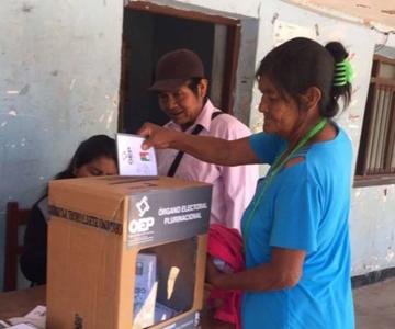 En 14 municipios se desarrolla el referéndum autonómico 