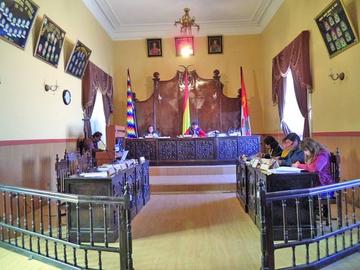 Los concejales analizaron el informe de la comisión y la ley en una sesión ordinaria.