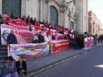 Los dirigentes anunciaron otras medidas de presión tras la marcha desarrollada ayer.