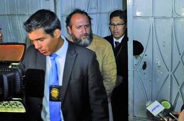 La Fiscalía aprehende e imputa al exgerente del canal estatal Bolivia Tv