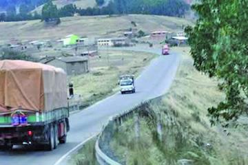 El tráfico por la carretera es normal, según informes.