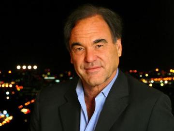 Oliver Stone  recibirá un premio en Sarajevo