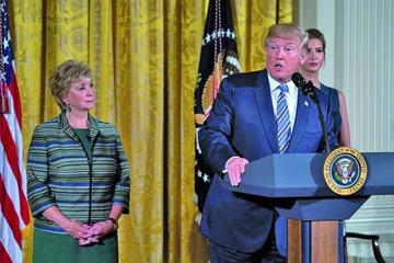 Estados Unidos quiere reducir la migración legal en diez años