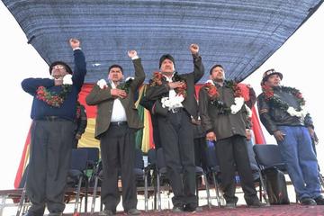 Evo Morales entregará hoy cisternas para dotar agua