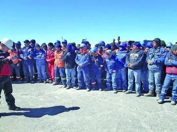 Los trabajadores que dependen de las empresas cuestionadas organizaron sus sindicatos.