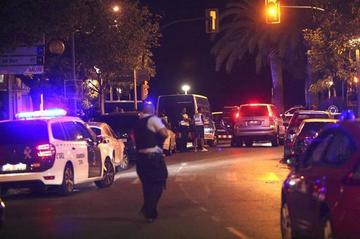 Los ataques en Cataluña dejan 13 muertos, policía abate 5 terroristas