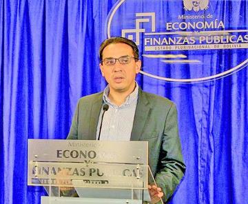 El ministro de Economía y Finanzas Públicas, Mario Guillén.