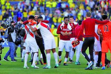Perú entra en zona de clasificación para el Mundial