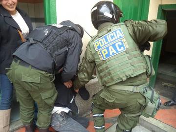 Alumnos ebrios son llevados a la Policía
