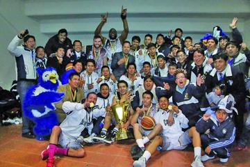 Los Campeones