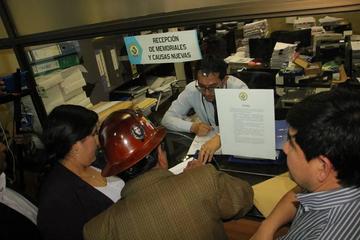 MAS presenta acción al TCP para habilitar a Evo en comicios 2019