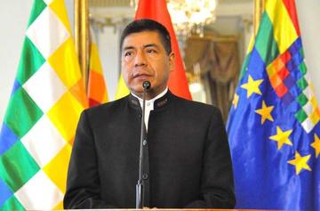 Huanacuni: España invita a Morales a desarrollar una visita oficial 