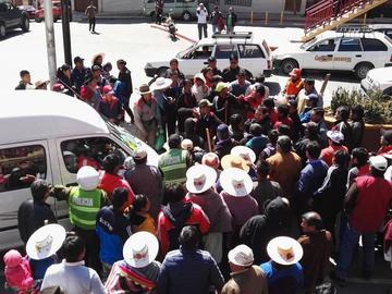 El bloqueo a la línea 04 originó violencia en la zona de La Rotonda.