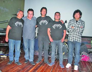 Agrupación Alba presenta recital