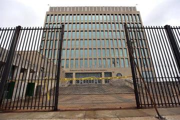 EE.UU. disminuye el personal de su embajada en La Habana 