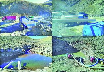 Fotos que muestran cómo es la actividad de extracción de agua de comunidades próximas a la Villa Imperial.