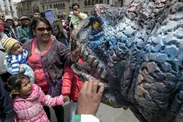 Toro Toro construye 22 dinosaurios que tendrán movimiento y sonido