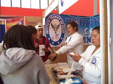 Los estudiantes recibieron información académica.