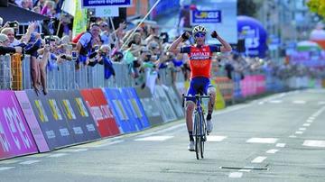 Vincenzo Nibali conquista Lombardía