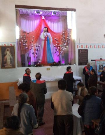 Entronizan al Señor de la "Divina Misericordia"