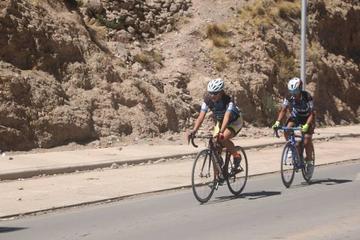 Las ciclistas cochabambinas lideran la competencia.