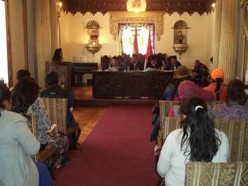 Ayer, en el salón Los Espejos de la Gobernación.