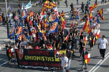 Miles marchan en Barcelona por la unidad de Cataluña y España