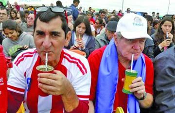 Paraguay  bate récord  Guinness en el tereré
