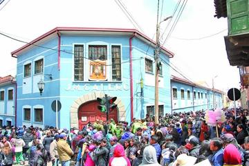 Inicia la preinscripción de alumnos en escuelas con mayor demanda