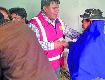 Alcalde visita a familiares de desaparecidos
