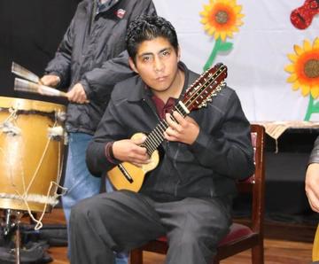El miércoles abre ciclo de charango