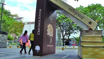 Libros de famosos son estrellas en Caracas
