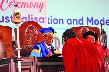 Crece la presión en Zimbabue para el alejamiento de Mugabe