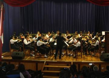 Actúa la orquesta y el coro del Franciscano