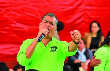 El expresidente Rafael Correa criticó las acciones del actual mandatario Lenín Moreno.