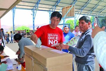 El senador de Demócratas, Edwin Rodríguez.