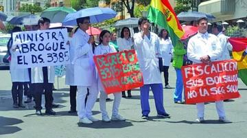 El sector protagoniza marchas y bloqueos en todo el país aproximadamente cerca a las tres semanas.