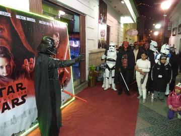 Estrenan la película de “Star Wars 8”