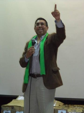 El rector electo será posesionado el lunes 18 de diciembre.