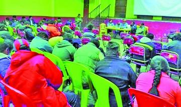 Trabajadores de Potosí marchan en contra del nuevo Código Penal