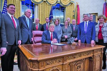 Trump condiciona plan migratorio a financiación de muro fronterizo