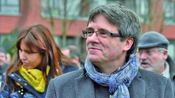 Puigdemont afirma que puede ser presidente desde Bélgica