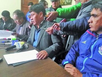 Demuestran perjucios que generan los paros en Potosí