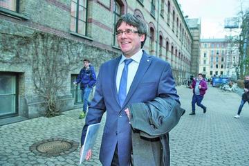 Proponen a Carles Puigdemont para ser presidente de Cataluña