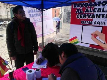 Inician recolección de firmas con el objetivo de revocar a Cervantes
