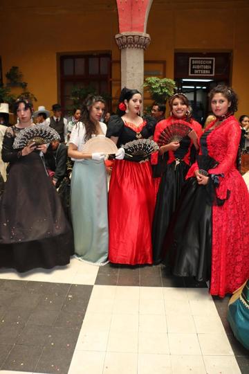 Reviven la entrada de Bolívar a Potosí