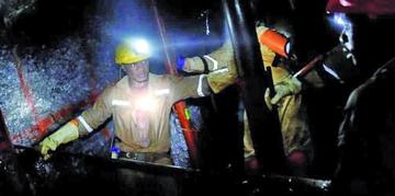Desde la compañía, se informó de que los trabajadores no se encuentran en peligro.