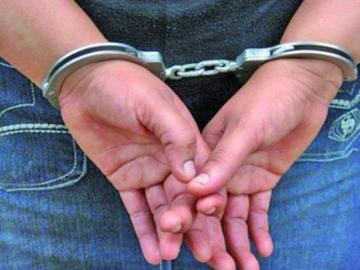  Un policía es enviado a la cárcel por tráfico de drogas