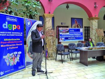 El objetivo que se trazaron consiste en que no existan personas sin saber leer o escribir.