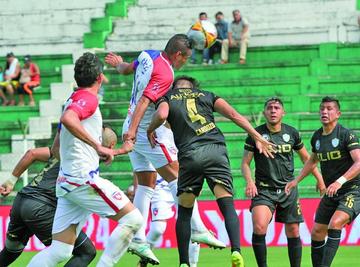 La gráfica muestra uno de los ataques de los locales.